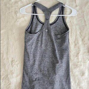LULULEMON COOL RACERBACK II - SIZE 8